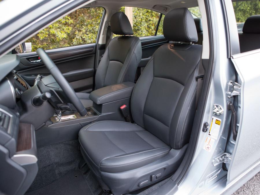  Subaru Legacy 3.6R 2015 года  (фото 9 из 11)